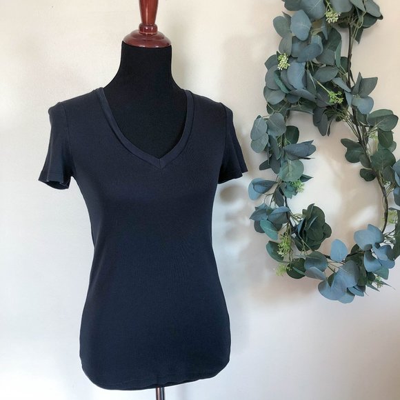 J. Crew Tops - j. crew | black perfect fit v-neck tee medium